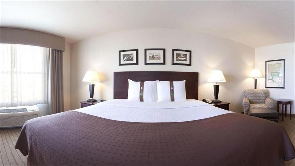 Holiday Inn Yuma By Ihg מראה חיצוני תמונה